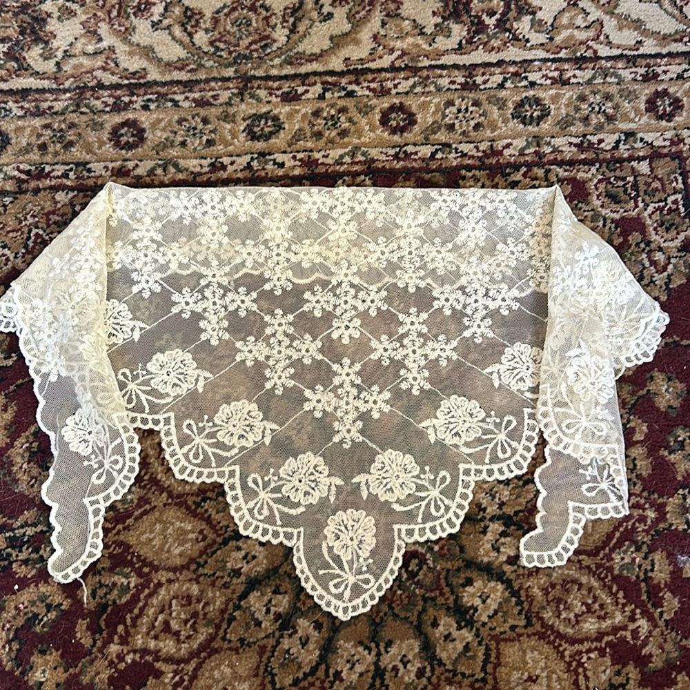 UO lace hair scarf